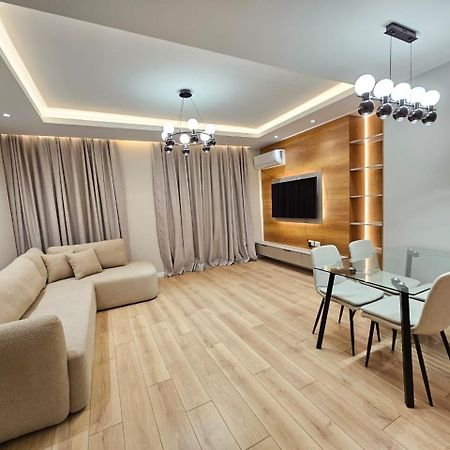 Miku Apartment-Modern 2Bedroom In Prime Location Tiranë Eksteriør bilde